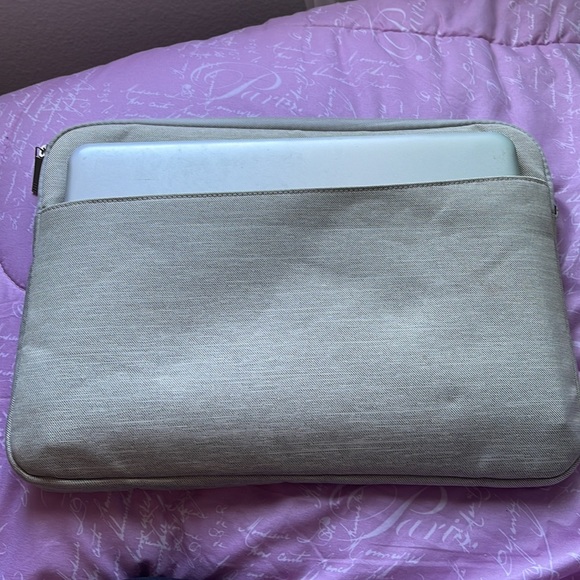 Computer case - Picture 8 of 9